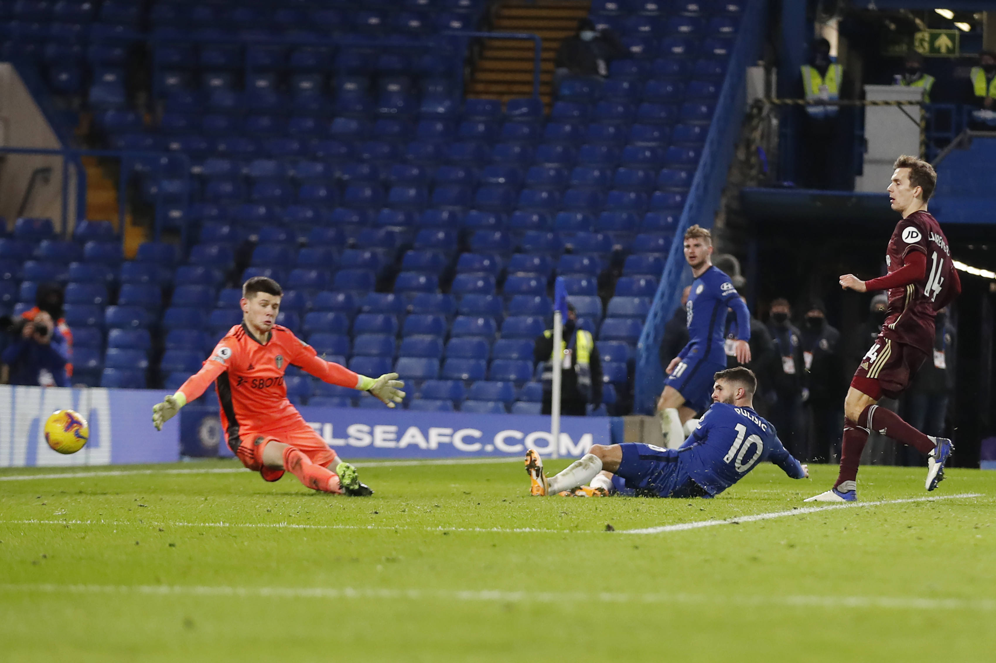 牢牢抓住 牢牢抓住